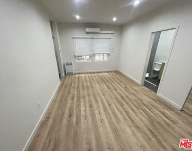 5320 W Olympic - Photo Thumbnail 1