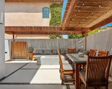 24608 Malibu Road - Photo Thumbnail 20