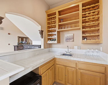 501 Sadie Road - Photo Thumbnail 8