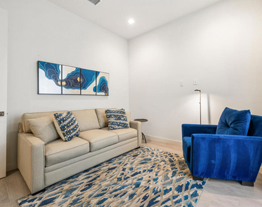 1701 Retreat Circle - Photo Thumbnail 41