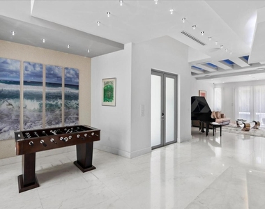 3917 S Le Jeune Road - Photo Thumbnail 38