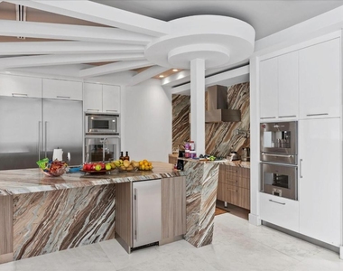 3917 S Le Jeune Road - Photo Thumbnail 52
