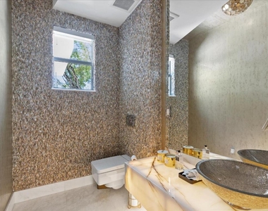 3917 S Le Jeune Road - Photo Thumbnail 56