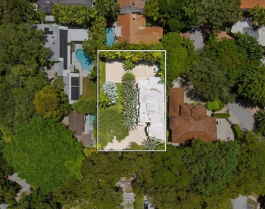 3917 S Le Jeune Road - Photo Thumbnail 25