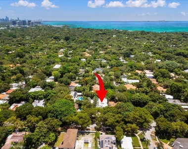 3917 S Le Jeune Road - Photo Thumbnail 33
