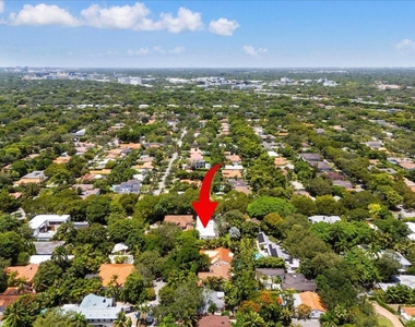 3917 S Le Jeune Road - Photo Thumbnail 32