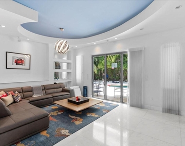 3917 S Le Jeune Road - Photo Thumbnail 48