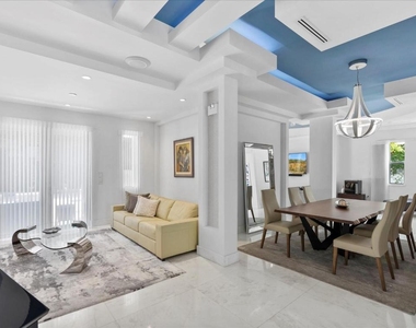3917 S Le Jeune Road - Photo Thumbnail 41