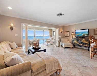 400 Wilma Circle - Photo Thumbnail 9