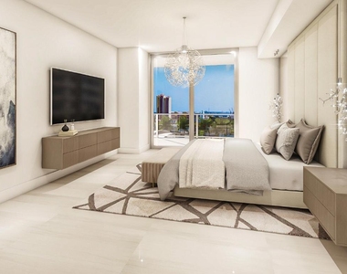 220 Lake Shore Drive - Photo Thumbnail 7