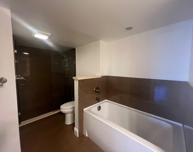3400 N Ocean Drive - Photo Thumbnail 16