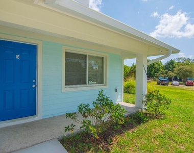 1405 Avenue G - Photo Thumbnail 1