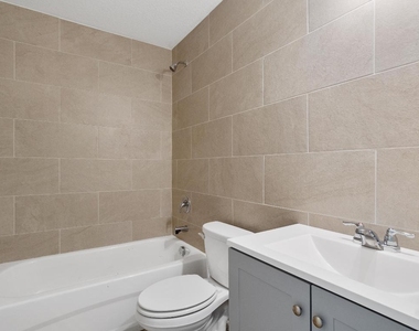 1405 Avenue G - Photo Thumbnail 17