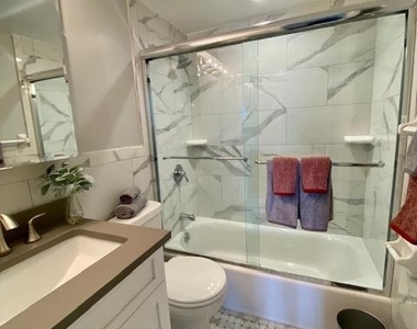 105 Westwood Drive - Photo Thumbnail 6