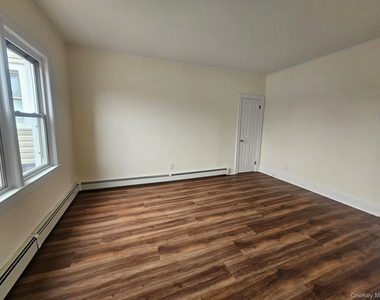 2 Somerset Avenue - Photo Thumbnail 8