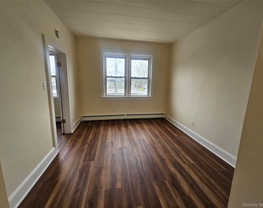 2 Somerset Avenue - Photo Thumbnail 9