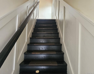 2 Somerset Avenue - Photo Thumbnail 6