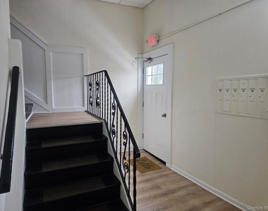 2 Somerset Avenue - Photo Thumbnail 3