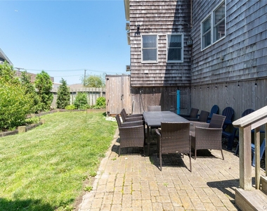 639 Ocean Breeze Walk - Photo Thumbnail 14