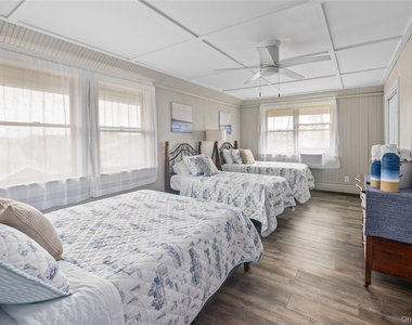 639 Ocean Breeze Walk - Photo Thumbnail 10