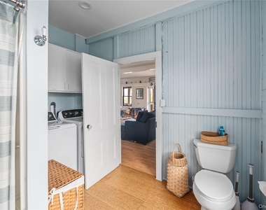 639 Ocean Breeze Walk - Photo Thumbnail 11