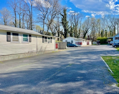 188 Hallock Landing Road - Photo Thumbnail 15