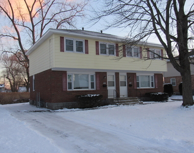 34b Commodore Street - Photo Thumbnail 1