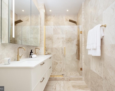 1099 Germantown Avenue - Photo Thumbnail 32