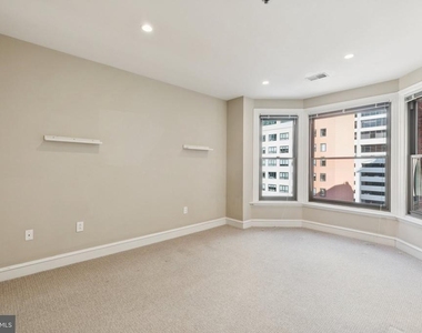 1811 Chestnut Street - Photo Thumbnail 22