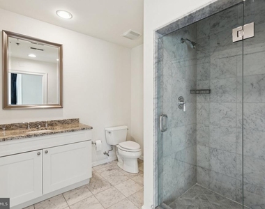 1811 Chestnut Street - Photo Thumbnail 20