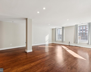 1811 Chestnut Street - Photo Thumbnail 15