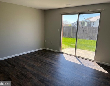 65 North St - Photo Thumbnail 3