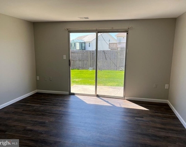 65 North St - Photo Thumbnail 4