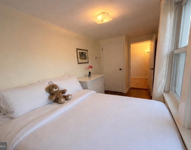 131 Livingston Avenue - Photo Thumbnail 10