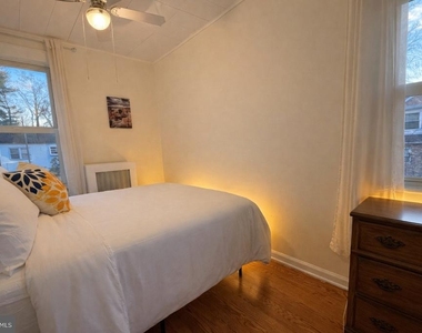 131 Livingston Avenue - Photo Thumbnail 7