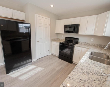241 Morgans Court - Photo Thumbnail 21