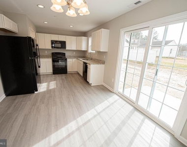 241 Morgans Court - Photo Thumbnail 25