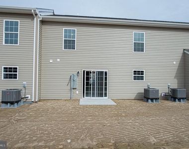 241 Morgans Court - Photo Thumbnail 5