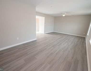 241 Morgans Court - Photo Thumbnail 10