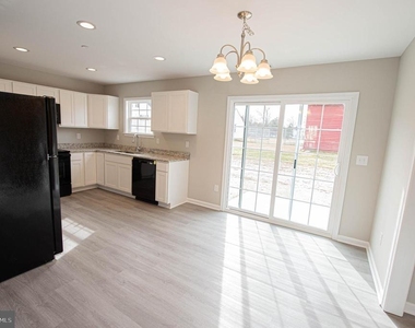 241 Morgans Court - Photo Thumbnail 17