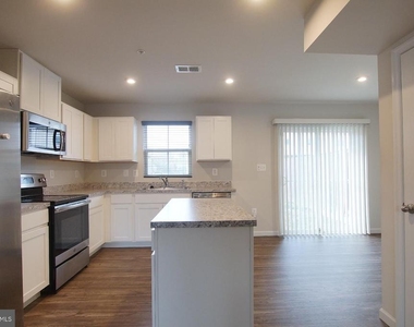 21835 Primrose Willow Lane - Photo Thumbnail 6