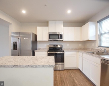 21835 Primrose Willow Lane - Photo Thumbnail 7