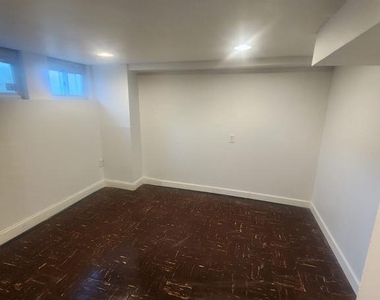 4022 Ardley Avenue - Photo Thumbnail 2