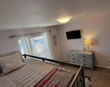3300 Sanibel Circle - Photo Thumbnail 13