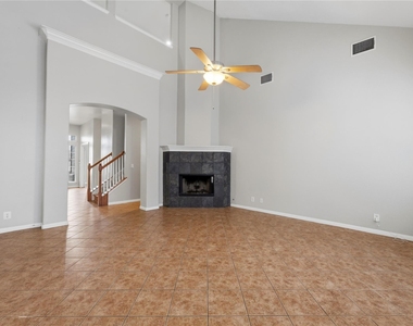 5102 Caswell Ave - Photo Thumbnail 15