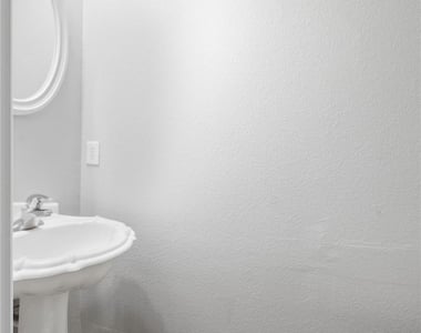 5102 Caswell Ave - Photo Thumbnail 12