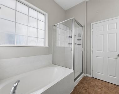 5102 Caswell Ave - Photo Thumbnail 19