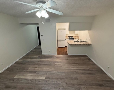 2408 Longview St - Photo Thumbnail 1