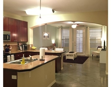 2505 San Gabriel St - Photo Thumbnail 2