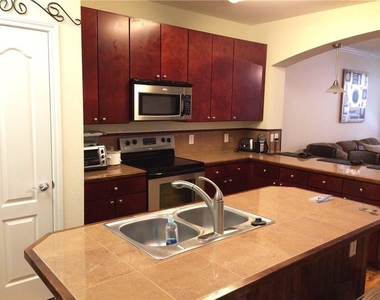 2505 San Gabriel St - Photo Thumbnail 5